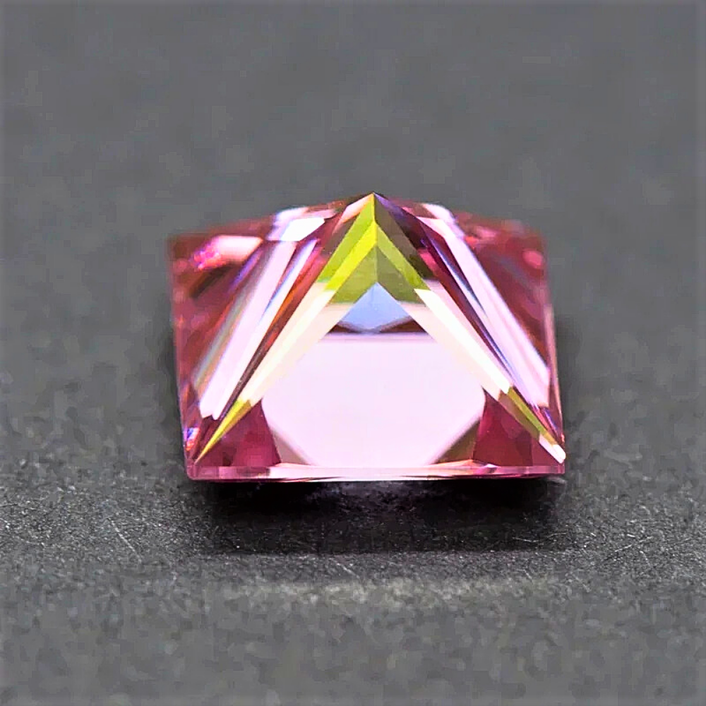 Moissanite Rosa Taglio Princess Certificata