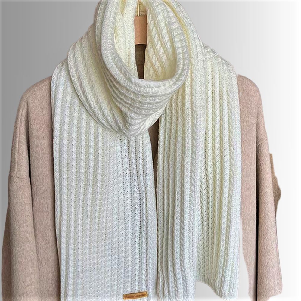 Cashmere Blend Scarf: Elegance, Softness and Warmth