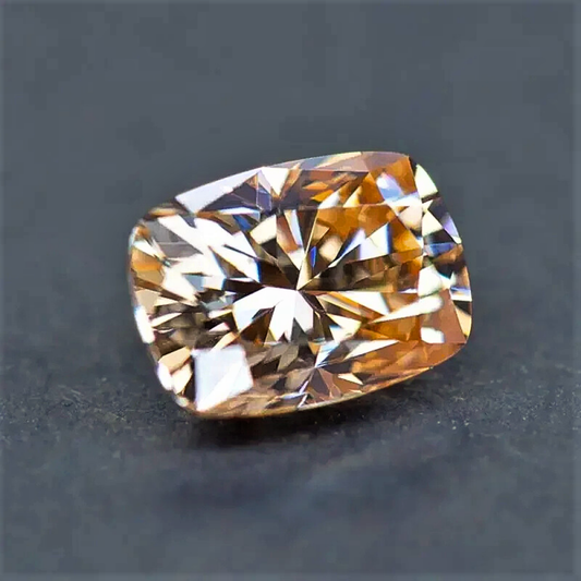 Moissanite Champagne Taglio Cuscino Allungato Certificata