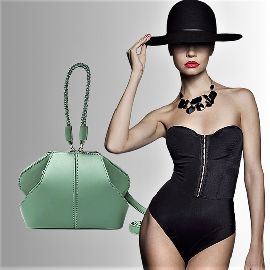 Mini Bag dal Design Rivoluzionario Incontro tra Arte e Moda