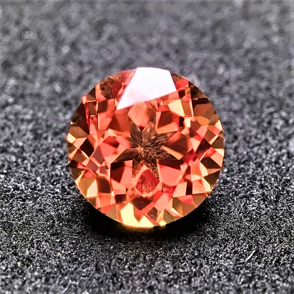 Zaffiro Arancio Lab Grown Taglio Brillante Certificato
