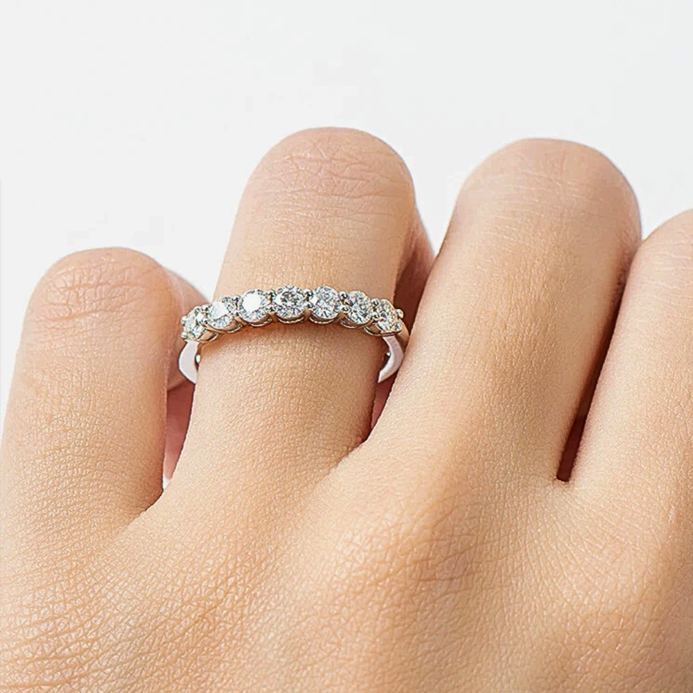 Fedine a due Punte con Moissanite D Color VVS1