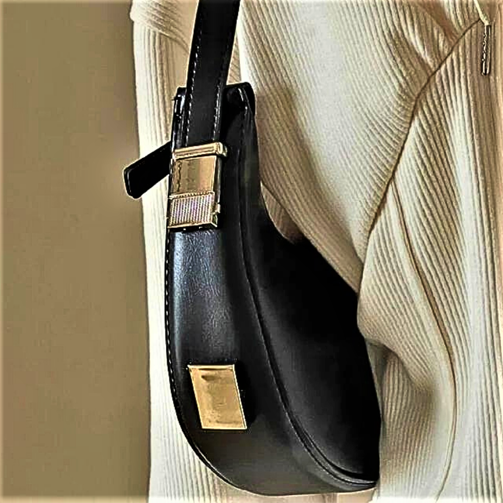 Mini Bag Elegance and Style with a Touch of Glamour