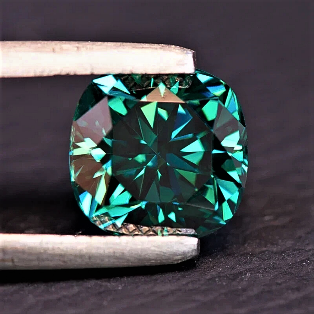 Moissanite Verde Smeraldo Taglio Cuscino Certificata