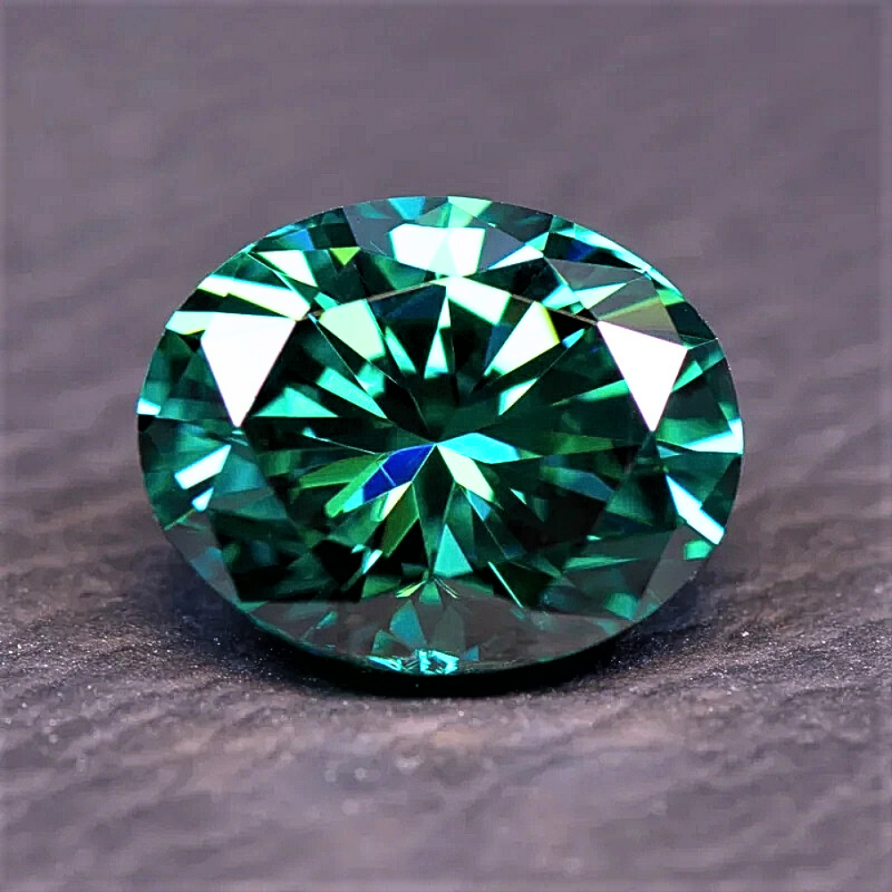 Moissanite Verde Smeraldo Taglio Ovale Certificata
