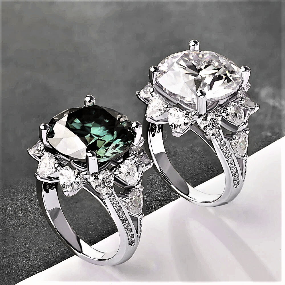 Anello "Regina di Cuori" con Moissanite Verde Smeraldo – Eleganza Intensa da 3 o 10 Carati