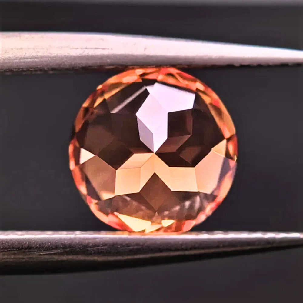 Zaffiro Arancio Lab Grown Taglio Brillante Certificato