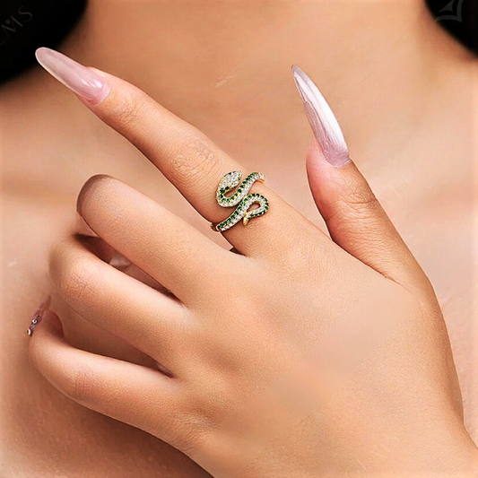 Anello a Serpente in Moissaniti Verde Smeraldo e D Color