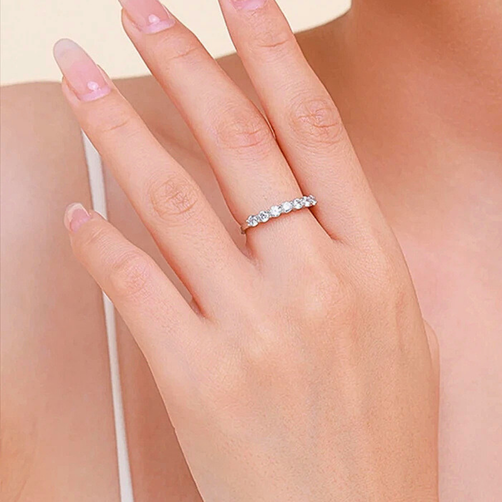 Fedine a due Punte con Moissanite D Color VVS1