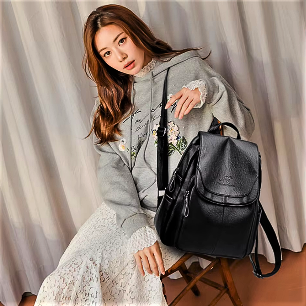 Mochila de piel de oveja grabada: clase y elegancia