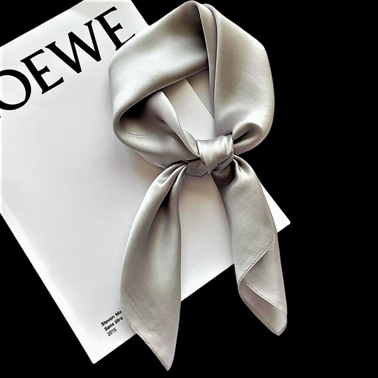 Foulard in Satin di Seta Tinta Unita