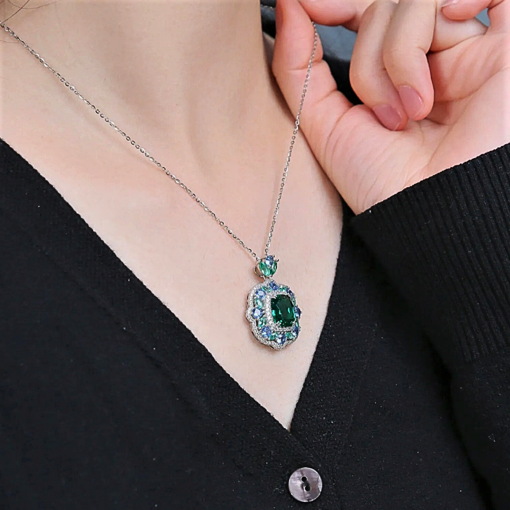 Parure Collana e Anello con Moissanite colore Smeraldo e Zaffiro