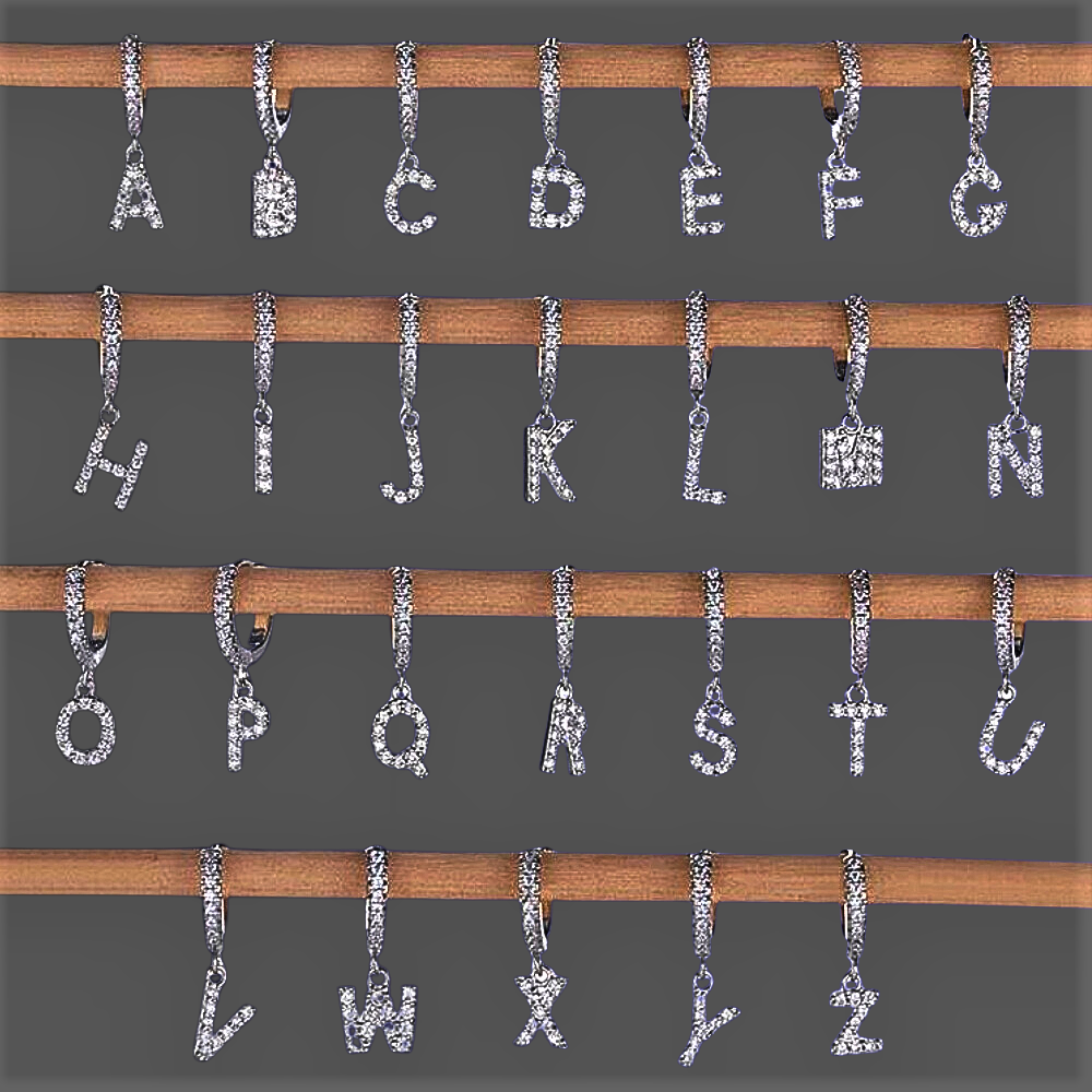 "Alfabeto Illuminato" Esprimi te stessa con Luce e Stile