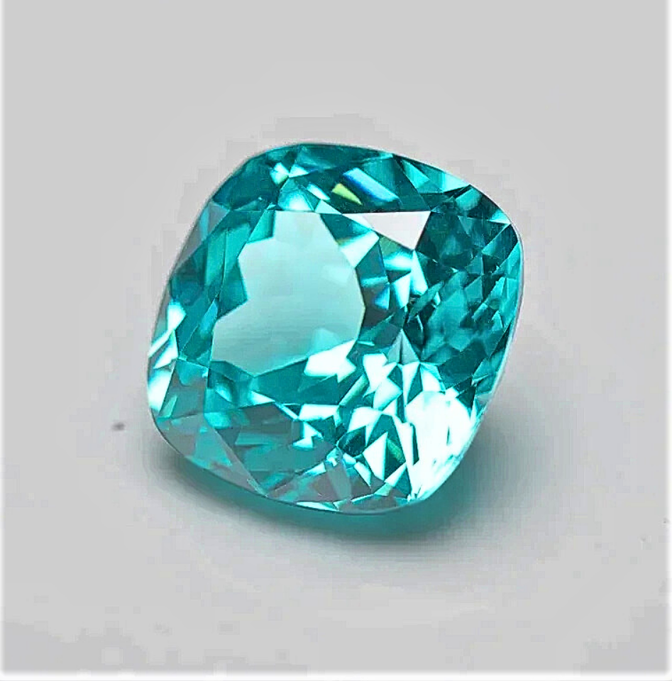 Tormalina Paraiba Lab Grown Taglio Cuscino Certificata