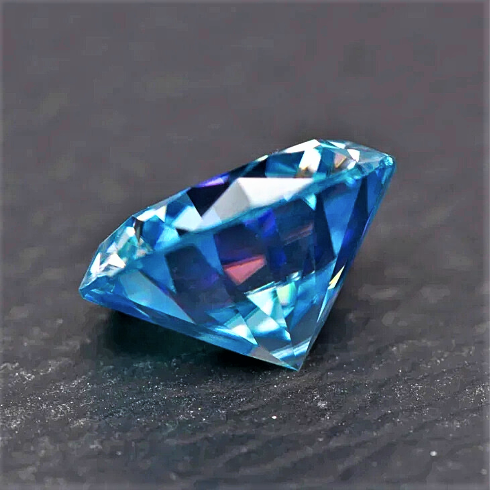 Moissanite Blu Mare Taglio Brillante Certificato