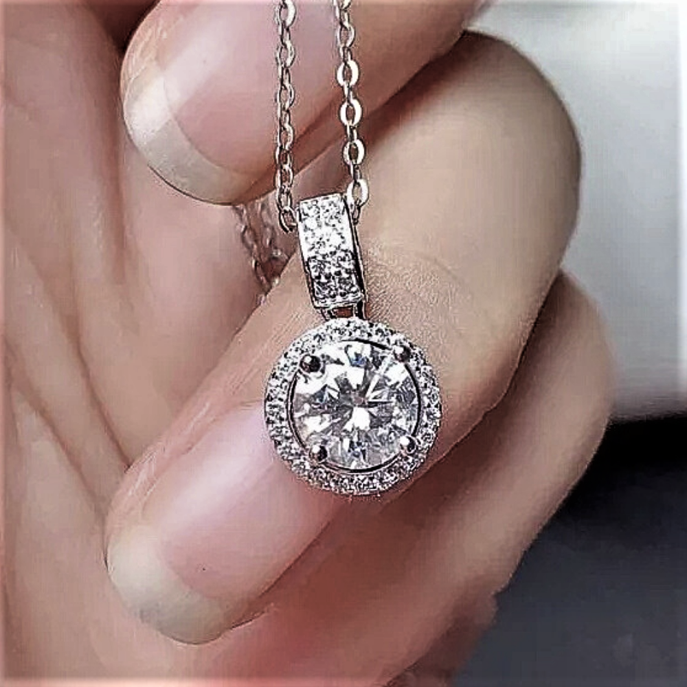 Collezione Collane "Luce Preziosa" – Luminosa, Inimitabile, Tua!