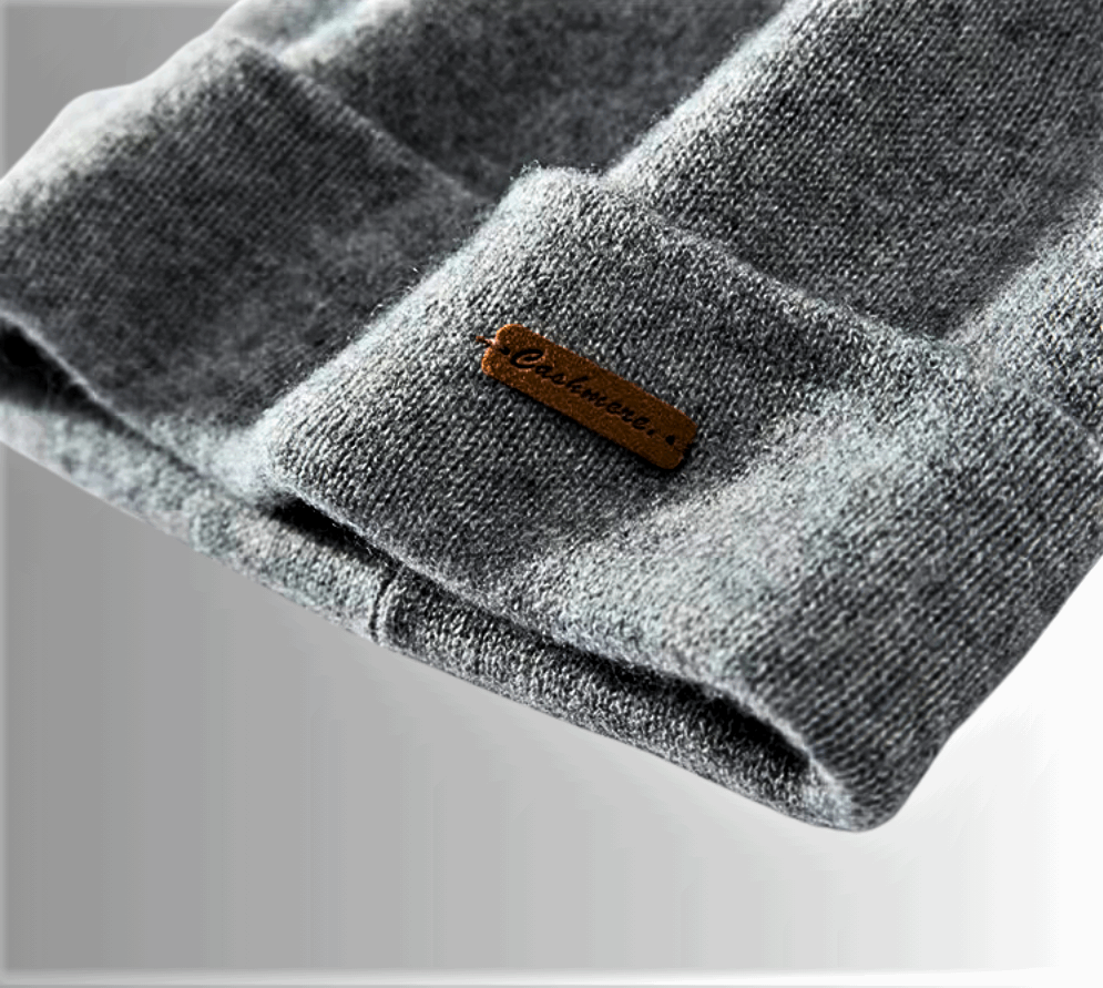 Cappello a Doppio Strato in 100% Puro Cachemire: Calore ed Eleganza Senza Tempo