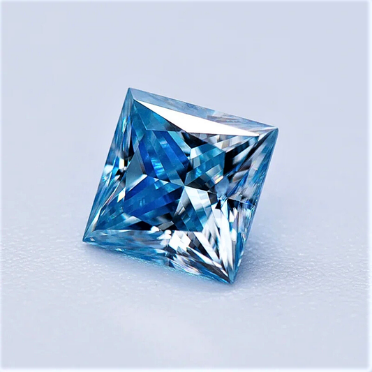 Moissanite Blu Ghiaccio Taglio Princess Certificata