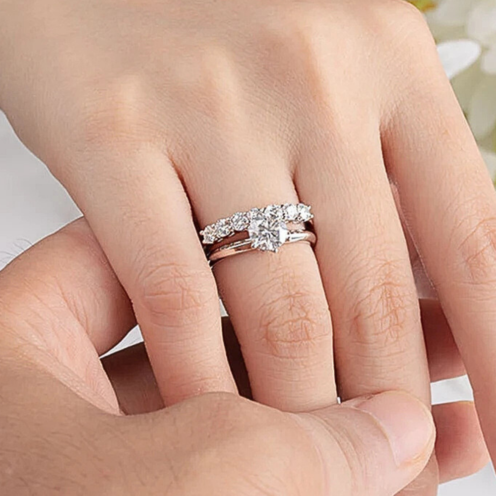 Fedine a due Punte con Moissanite D Color VVS1