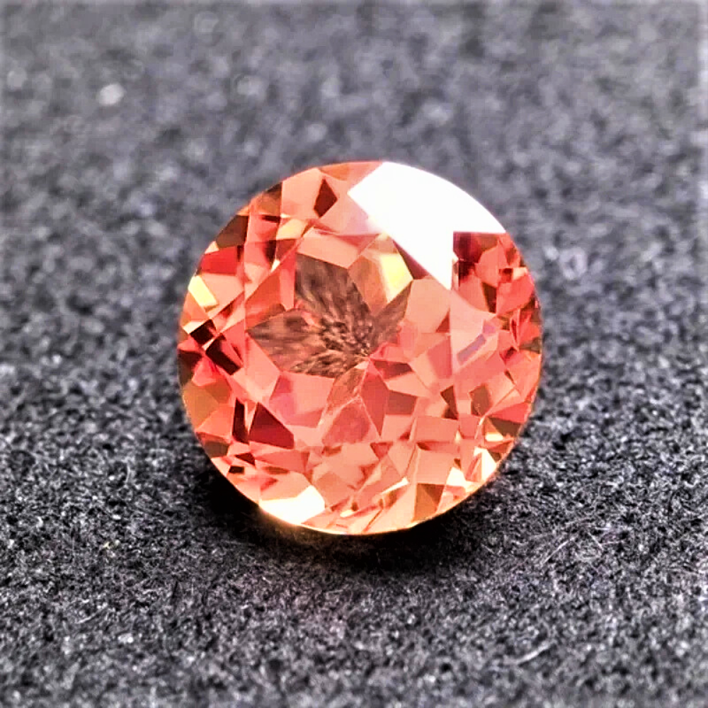 Zaffiro Arancio Lab Grown Taglio Brillante Certificato