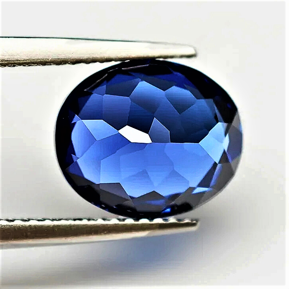 Zaffiro Royal Blue Lab Grown Taglio Ovale Certificato