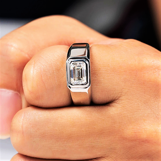 Solitario Fede con Moissanite D color VVS1 Taglio Smeraldo di ct 2,00