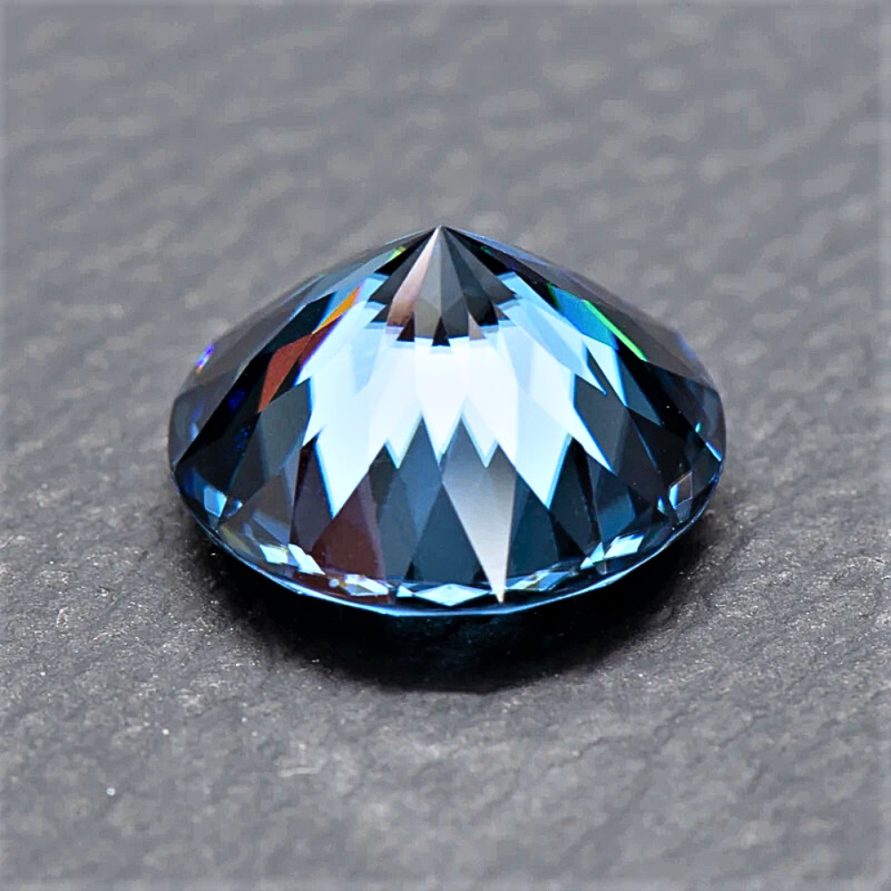 Moissanite Royal Blue Taglio Brillante a 100 Faccette Certificata