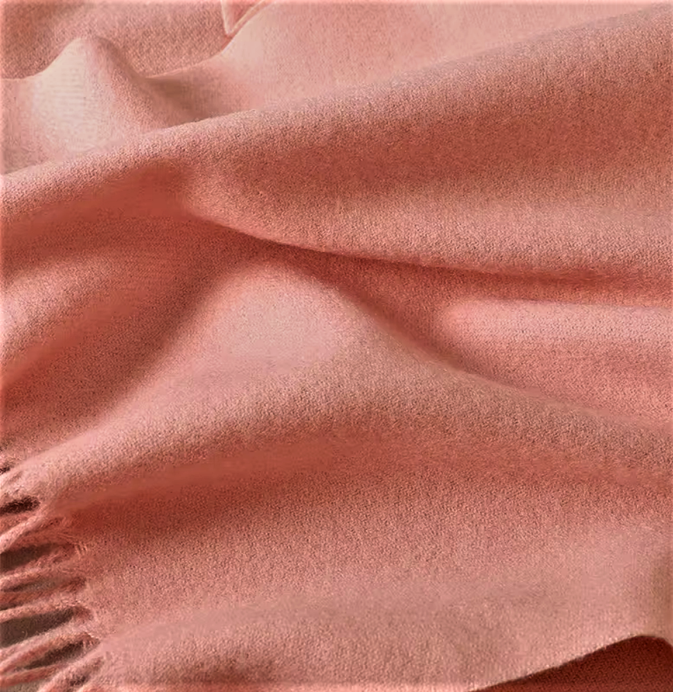 Pashmina in Misto Cachemire: Eleganza, Comfort e una Tavolozza di Colori Infinita