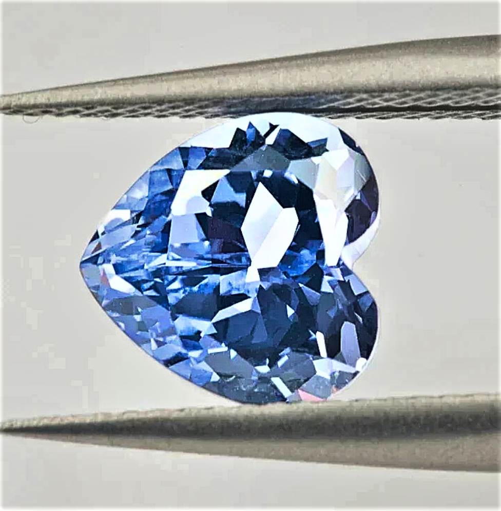 Zaffiro Ceylon Lab Grown Taglio Cuore