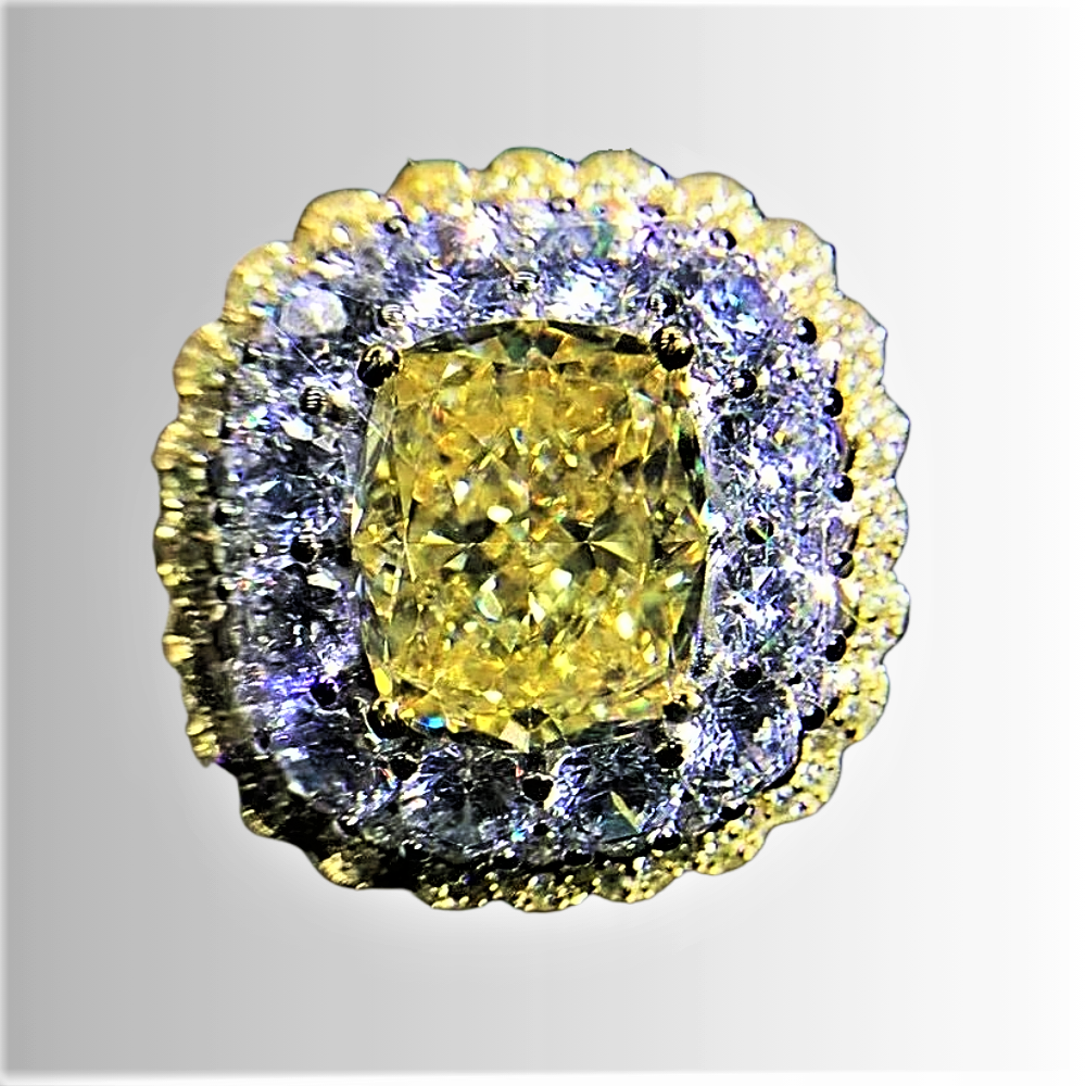 Fascione "Regal Eclipse" con Zaffiro Giallo Taglio Cuscino da 6 carati in Moissanite e Brillanti Lab Grown
