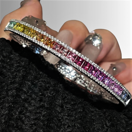 Bracciale rigido con Zaffiri Coltivati Multicolor e Brillanti Sintetici ad Alto Contenuto di Carbonio