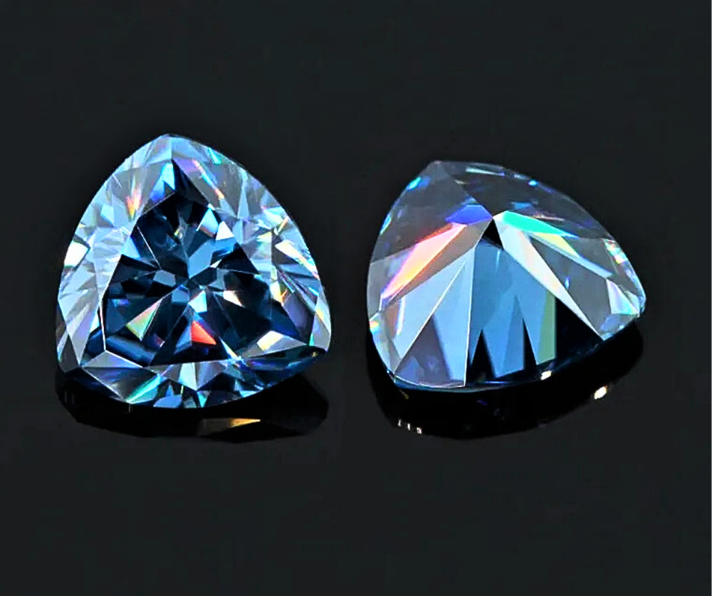 Moissanite Royal Blue Taglio Trillion Certificata