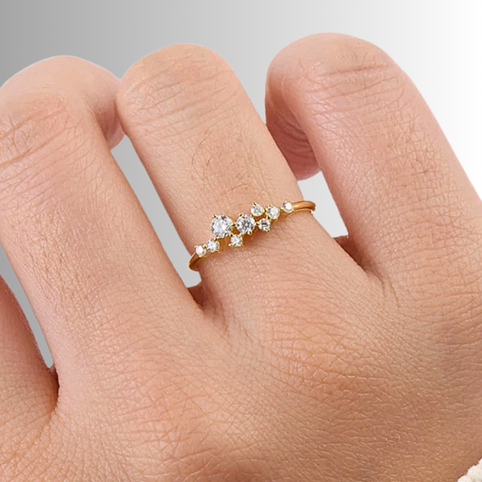 Fedina a Pietre Sfalsate con Moissanite