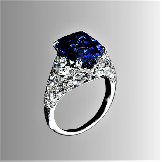 Anello Blue Royal con Zaffiro Coltivato Taglio Cuscino – Alta Gioielleria Iconica