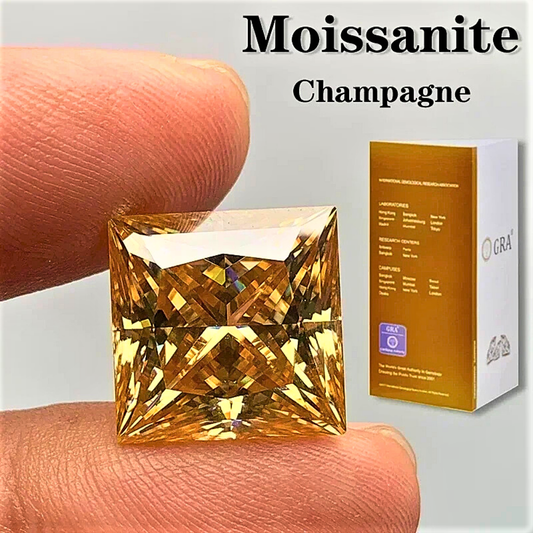 Moissanite Champagne Taglio Princess Certificata
