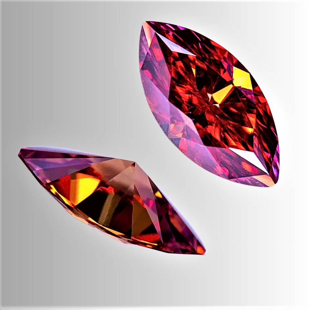 Moissanite Rossa con sfumature Gialle Taglio Marquise Certificata