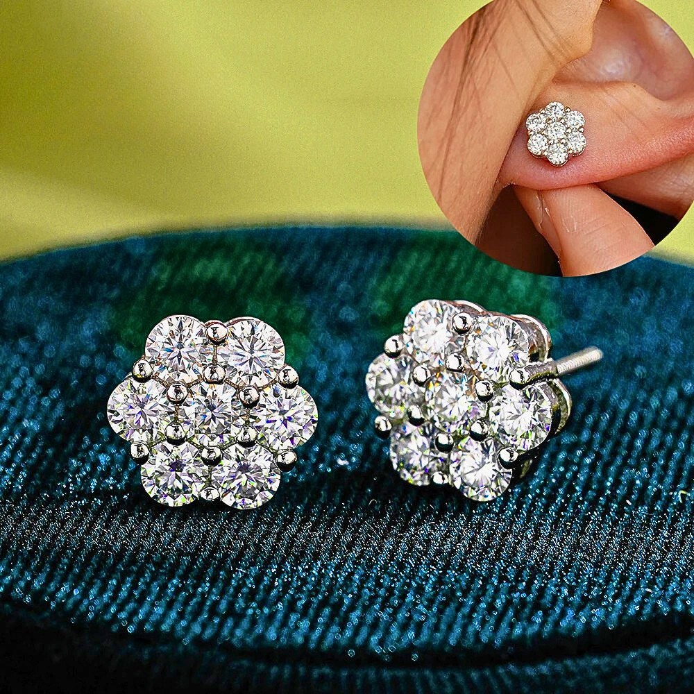 Orecchini a Fiore con 14 Moissaniti: Eleganza Brillante, Stile Senza Tempo