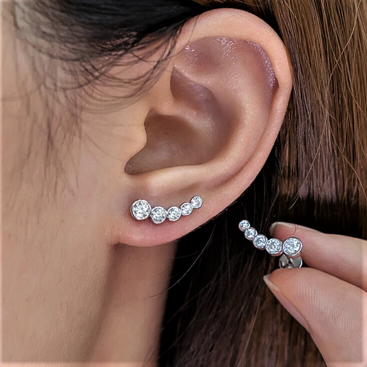 Orecchini "Curva Celeste" con Moissaniti D Color VVS1