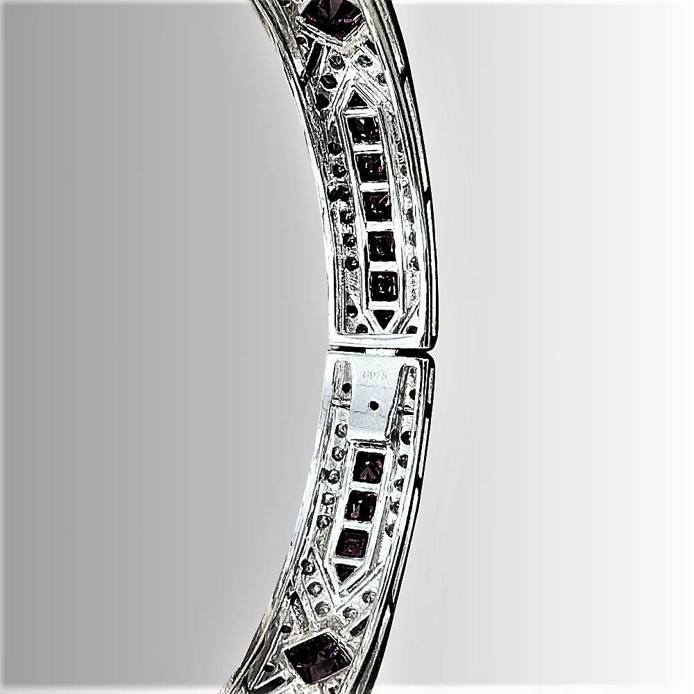 Mini Collezione di Bracciali Rigidi con Zaffiri, Smeraldi o Rubini Coltivati e Brillanti Sintetici