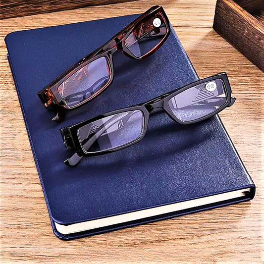 Occhiali da Lettura con LED Leggere di Notte non è Mai stato così Facile