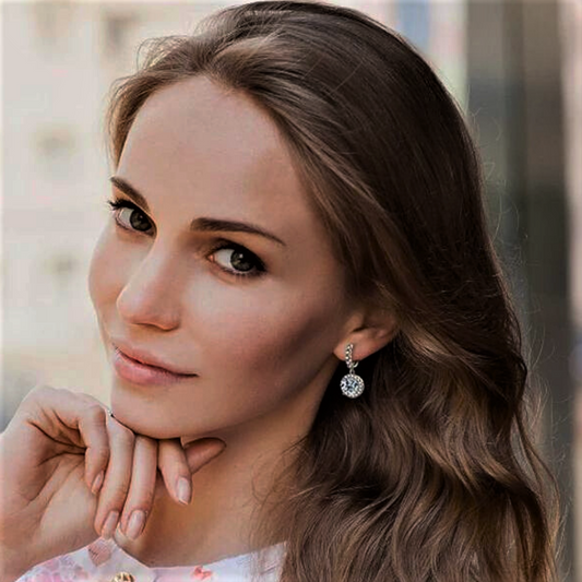 Orecchini "Stelle Luminose": Luce Pura per il Tuo Viso