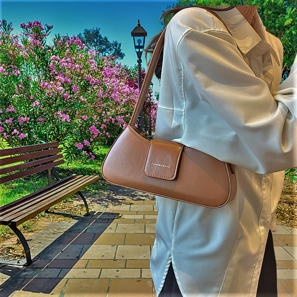 Bolso Mini Baguette Elegancia y Sofisticación en un Diseño Atemporal