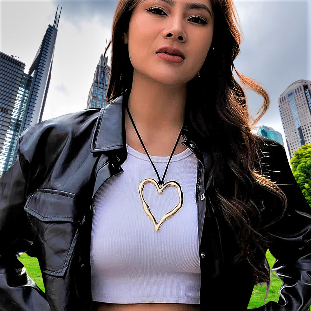 Collar "Grande Amore": un faro para tu estilo