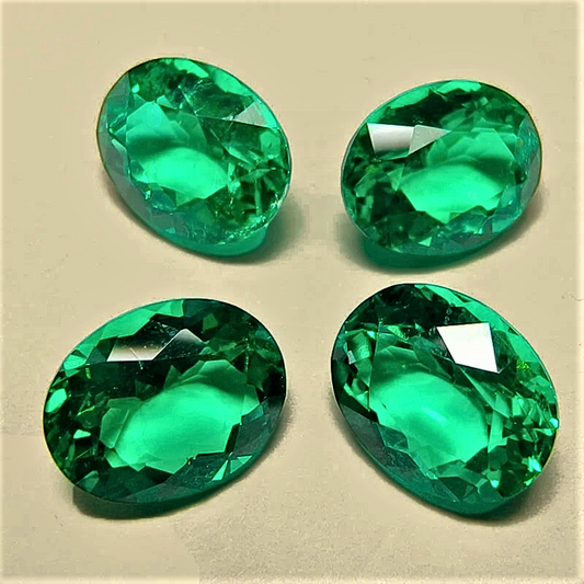 Smeraldo Colombiano Lab Grown Taglio Ovale