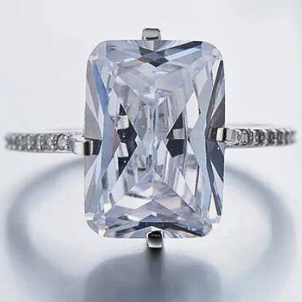 Anillo de plata brillante