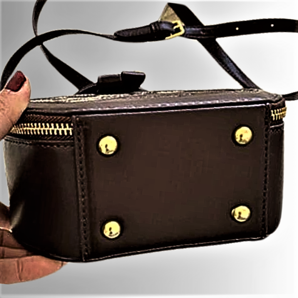 Mini bolso redondo: encuentro de estilo y funcionalidad