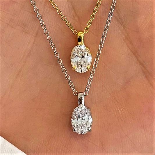 Collana Punto Luce con Moissainite Taglio Ovale Certificata