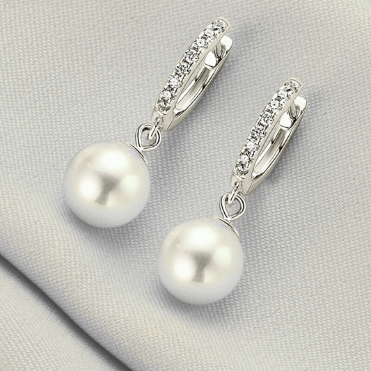 Orecchini ad Anello Ovale con Moissaniti e Perle Naturali