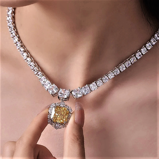 Collana Tennis con Moissaniti Taglio Cuscino e Citrino Centrale