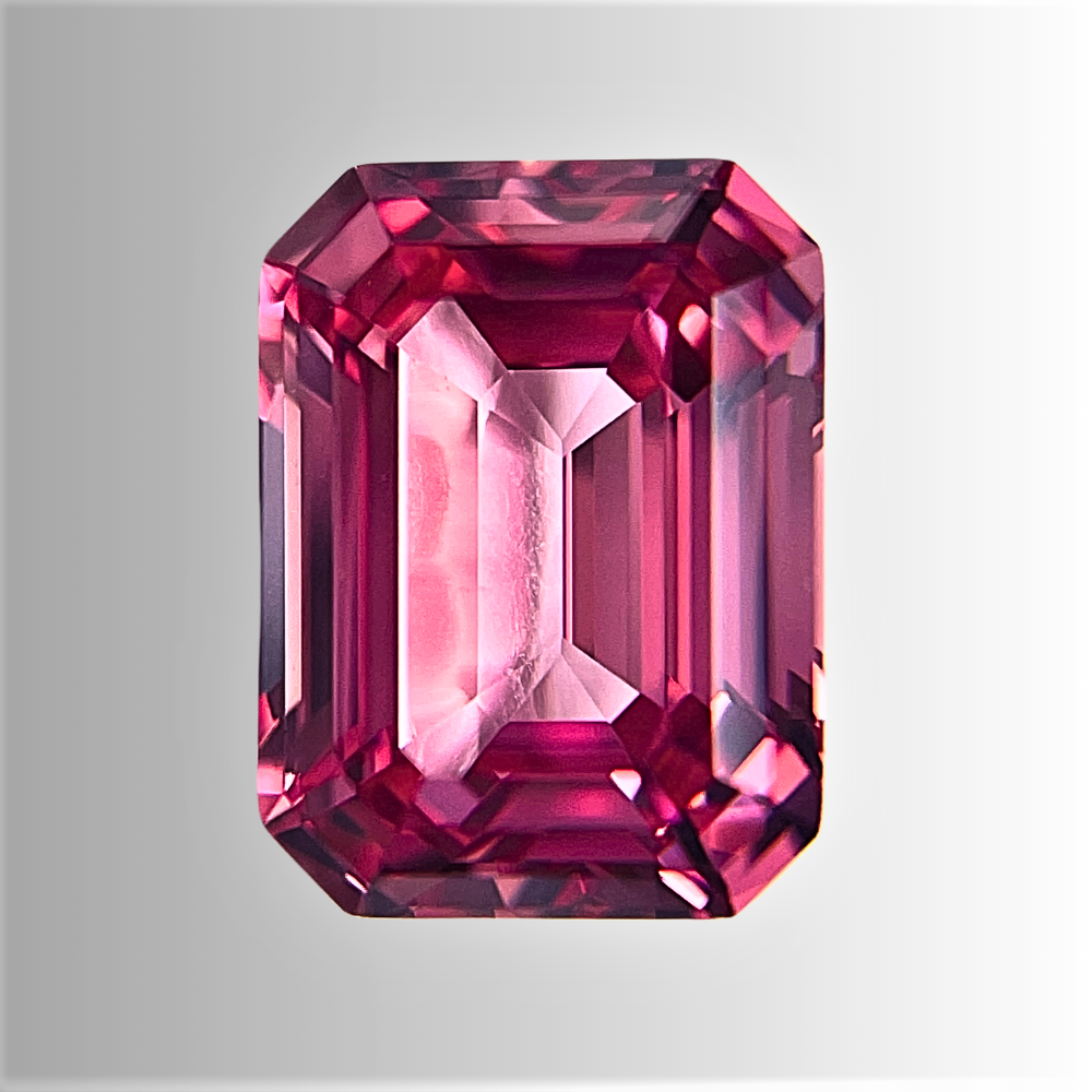 Zaffiro Padparadscha Lab Grown Taglio Smeraldo Certificato